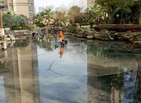 长丰景观池淤泥清理